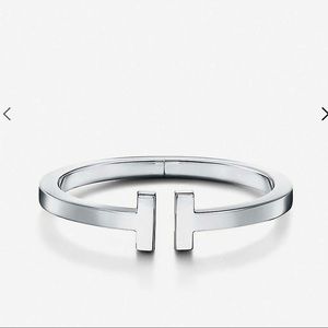 Tiffany & Co. Tiffany T Silver Square Bracelet - A perfect holiday gift 🎁💎💍🕊